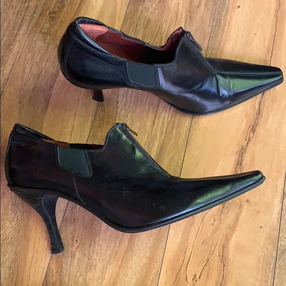Donald J. Pliner Shoes - Donald J Pliner black shoes Donald J. Pliner Shoes - Donald J Pliner black shoes
